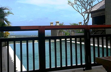 Jimbaran Family Rental Villa with Pool Fence